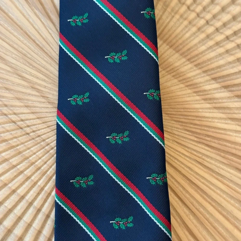 Vintage Jos. A. Bank Clothiers Holiday Navy Blue Necktie Christmas
